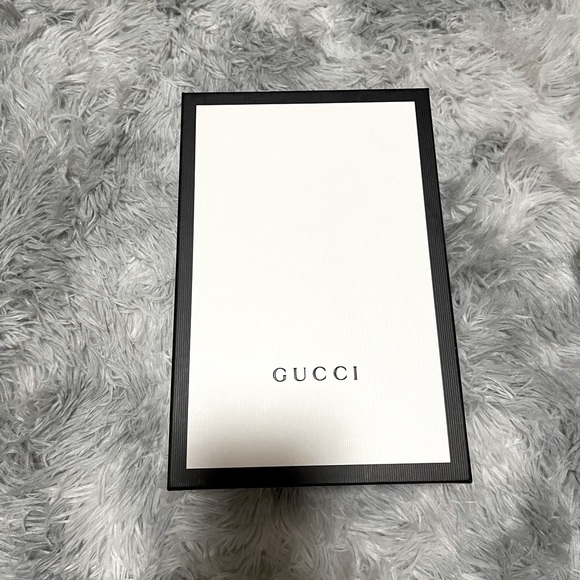 Gucci Sylvie Leather Mini Chain Bag - Picture 7 of 15